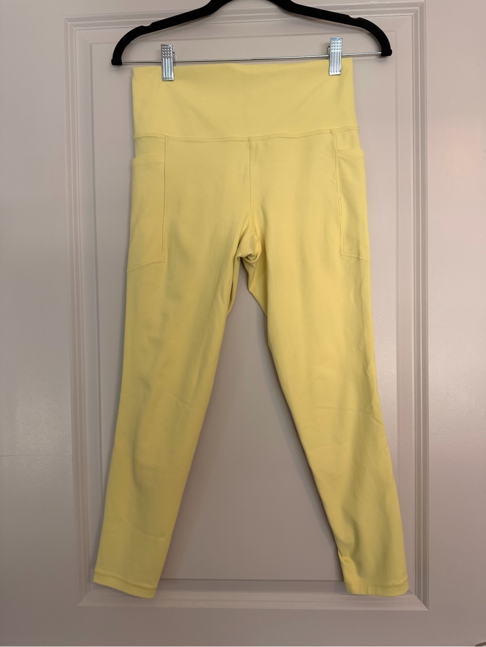 Athleta Butter Yellow High Rise Leggings Small